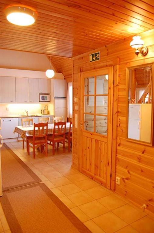 Lomaperkkioe Apartments Vuokatti Quarto foto